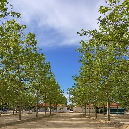 Aparthotel Komitsa Luxury