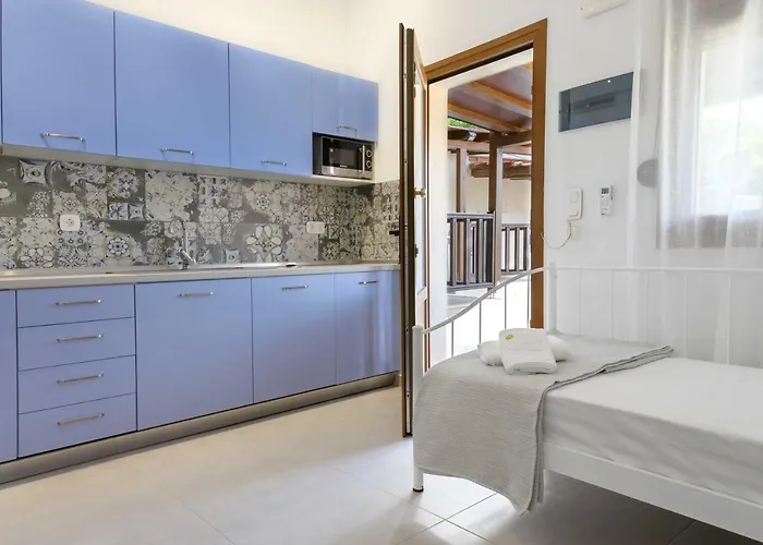 Aparthotel Komitsa Luxury