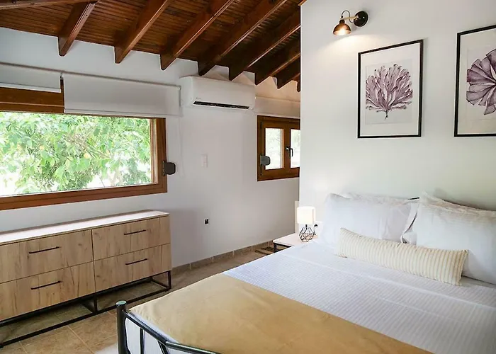 Komitsa Luxury