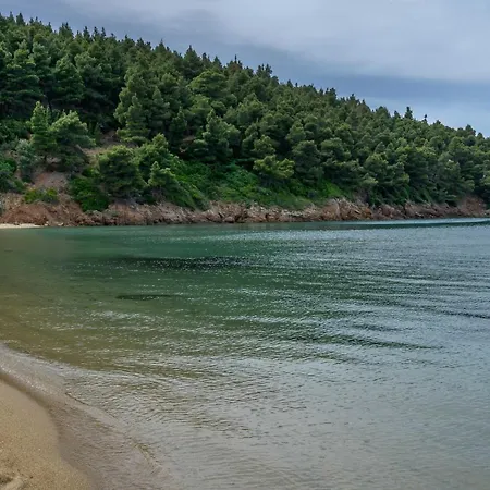 Ξενοδοχείο με διαμερίσματα Komitsa Luxury 3*