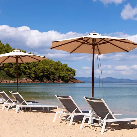 Komitsa Luxury Nea Roda