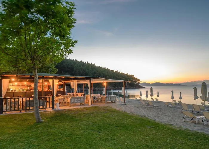 Apartahotel Komitsa Luxury