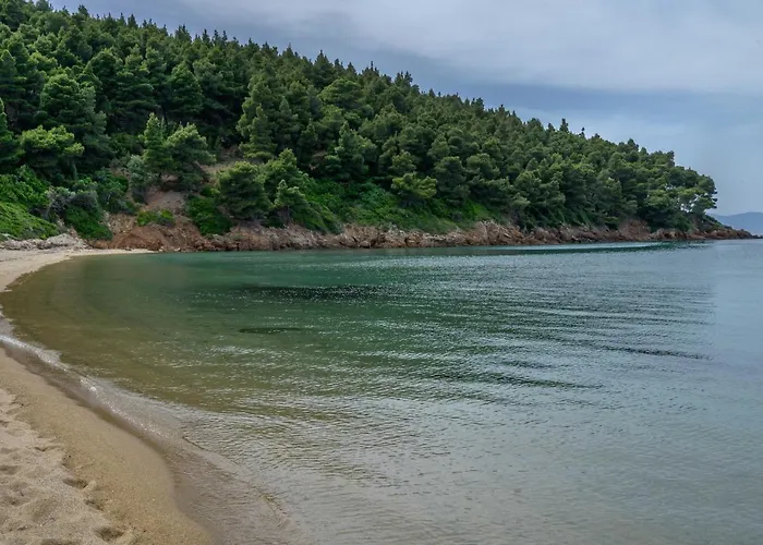 Aparthotel Komitsa Luxury 3*