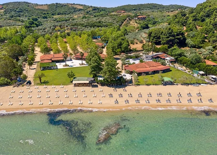 Komitsa Luxury Nea Roda