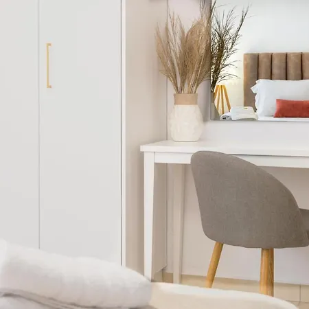 Hotel de apartamente Komitsa Luxury 3*