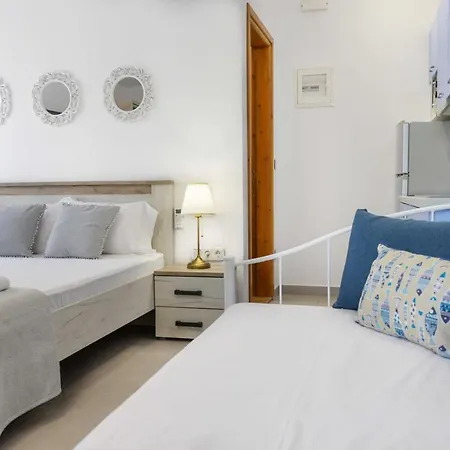 Komitsa Luxury Hotel de apartamente Nea Roda