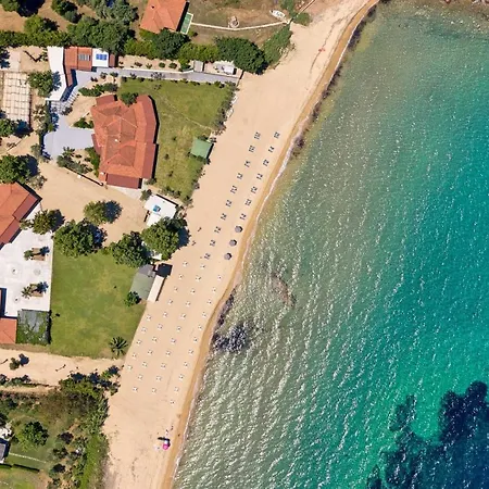 Komitsa Luxury