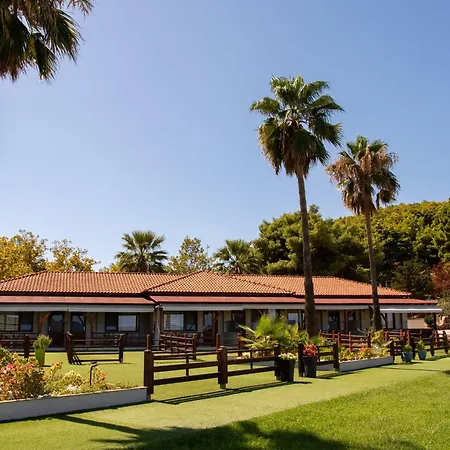 Komitsa Luxury Hotel de apartamente