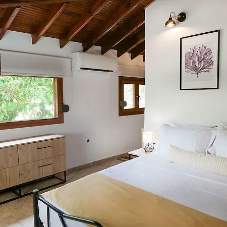 Komitsa Luxury
