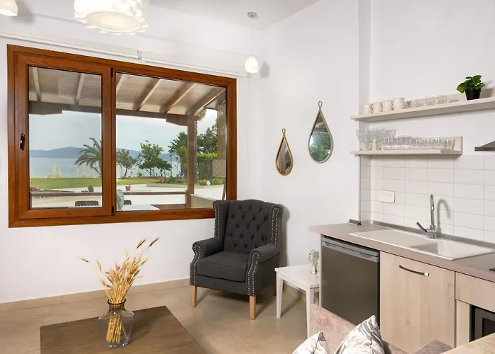 Komitsa Luxury Apart Otel